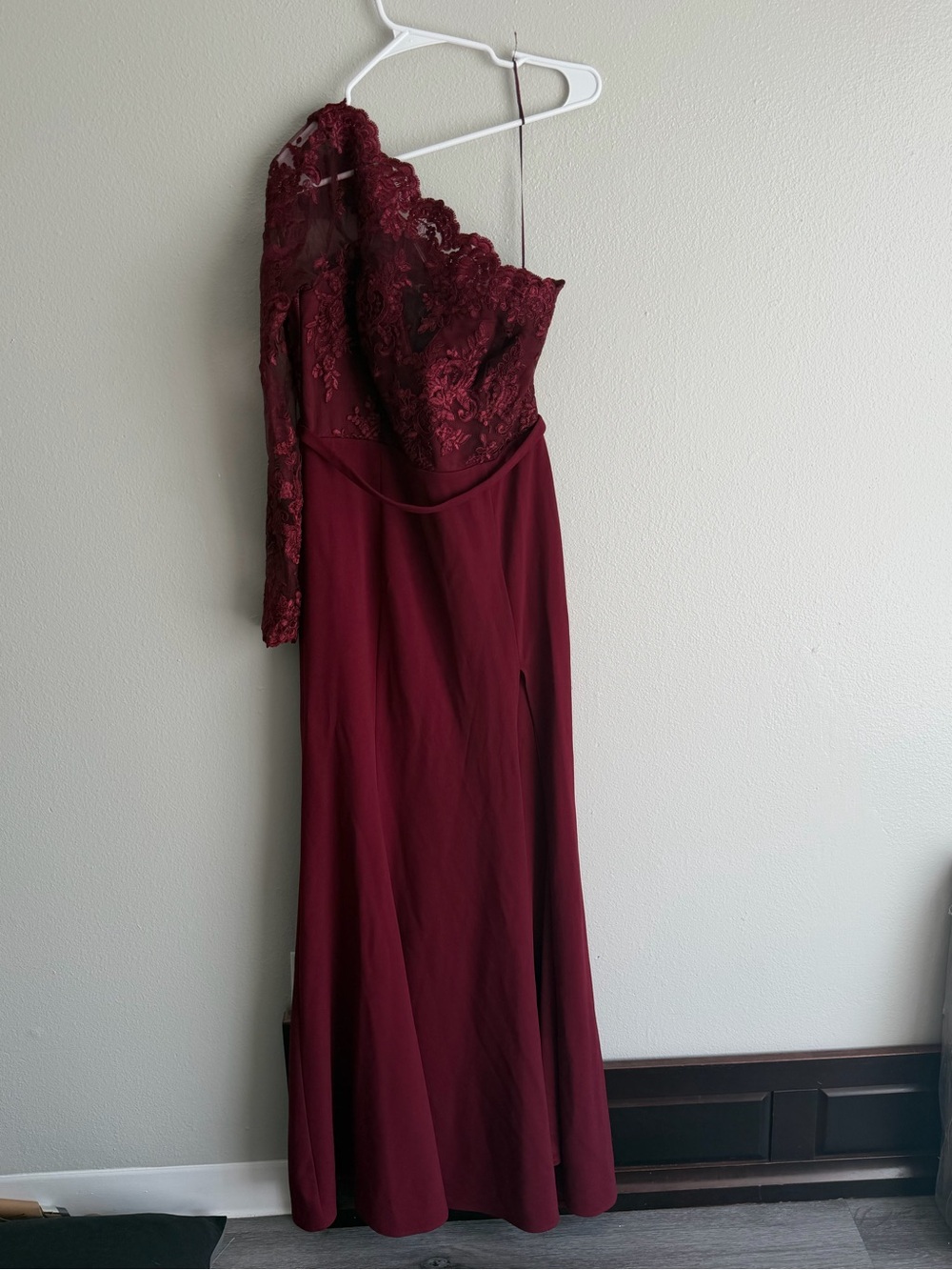 Burgandy Evening Gown - L